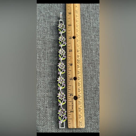 Floral Silver and Purple Bracelet Napier 7” - Picture 9 of 9
